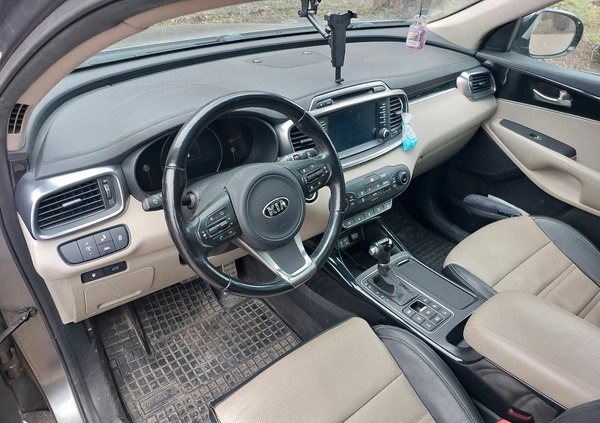 Kia Sorento cena 73000 przebieg: 195000, rok produkcji 2015 z Gdańsk małe 37